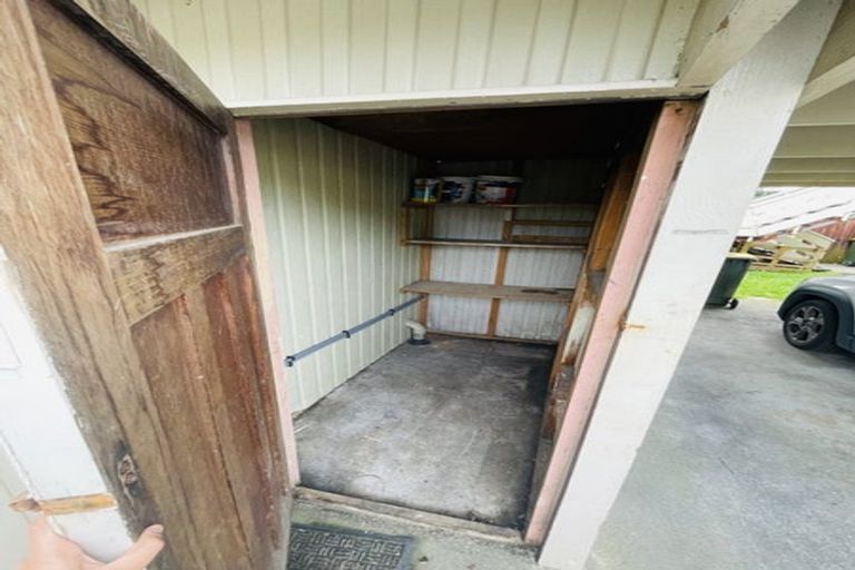 Photo of property in 7/5 Keeling Road, Henderson, Auckland, 0612