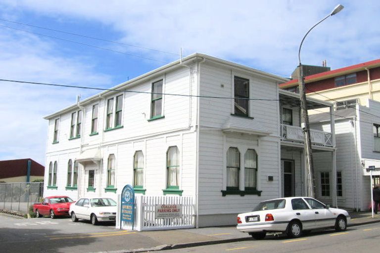 Photo of property in 12u2 Murphy Street, Thorndon, Wellington, 6011