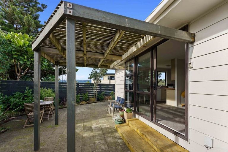 Photo of property in 9a Scott Avenue, Otaki Beach, Otaki, 5512