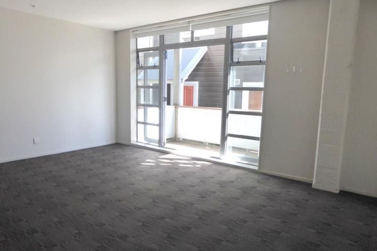 Photo of property in Vespa Apartments, 304/20 Hanson Street, Mount Cook, Wellington, 6021