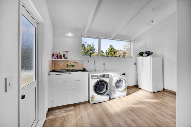 Photo of property in 21 Nikau Street, Inglewood, 4330