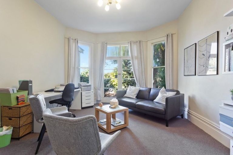 Photo of property in 113 Geraldine Street, Edgeware, Christchurch, 8013