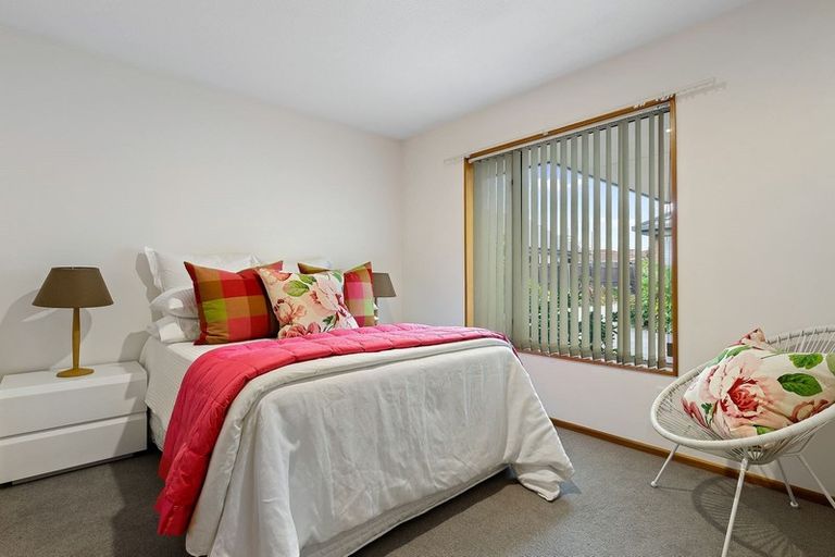 Photo of property in 3/61 Waimairi Road, Upper Riccarton, Christchurch, 8041