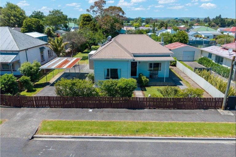 Photo of property in 46 Ross Street, Woodville, 4920