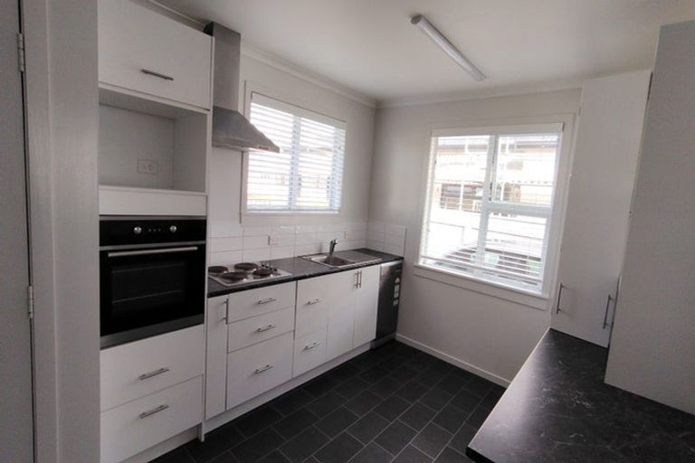 Photo of property in 7 List Street, Welbourn, New Plymouth, 4310