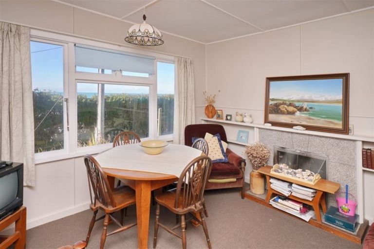 Photo of property in 12 Moody Street, Gore Bay, Cheviot, 7383
