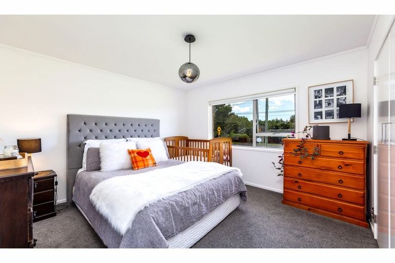 Photo of property in 1b Karaka Street, New Lynn, Auckland, 0600