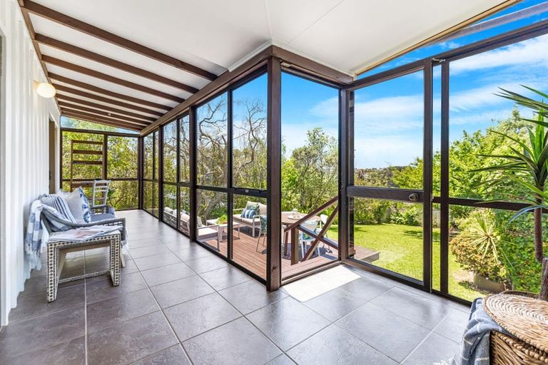 Photo of property in 7 Kauri Road, Stanmore Bay, Whangaparaoa, 0932