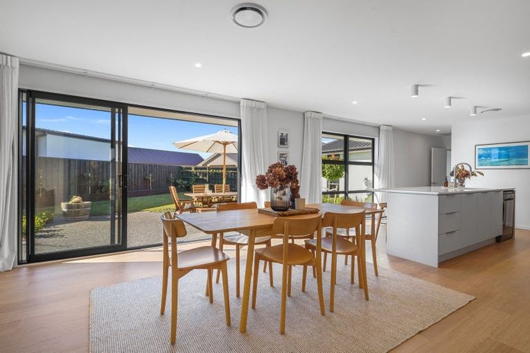 Photo of property in 8 Hotere Street, Rangiora, 7400