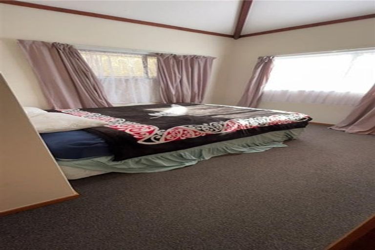 Photo of property in 1/18 Motutahae Street, Taupo, 3330