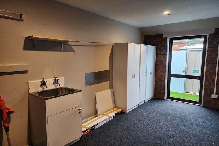 Photo of property in 77 Mackworth Street, Woolston, Christchurch, 8062