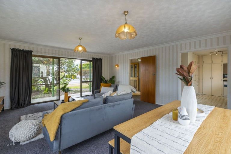 Photo of property in 51 Andrew Street, Waikanae, 5036