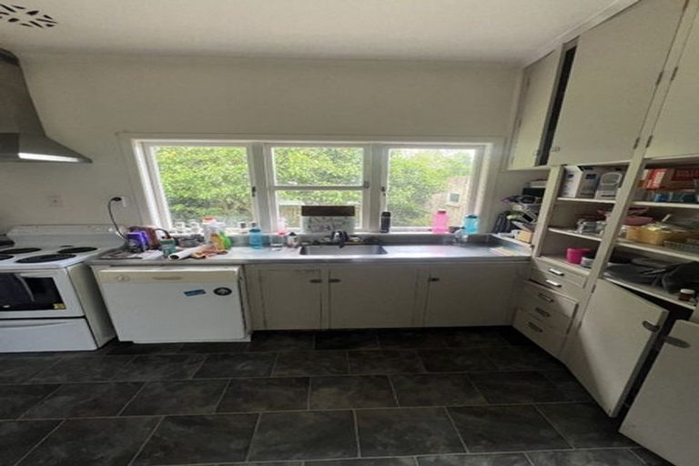 Photo of property in 12 Macfarlane Street, Hamilton East, Hamilton, 3216