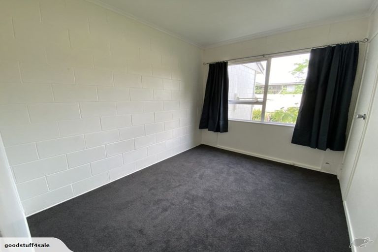 Photo of property in 6/38 Edmonton Road, Henderson, Auckland, 0612