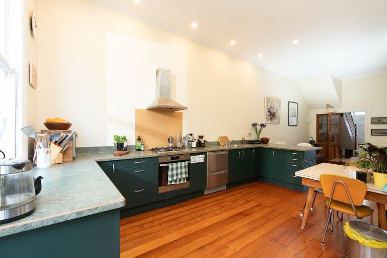 Photo of property in 62 Wright Street, Mount Cook, Wellington, 6021