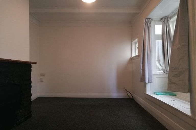 Photo of property in 135 Wallace Street, Mount Cook, Wellington, 6021