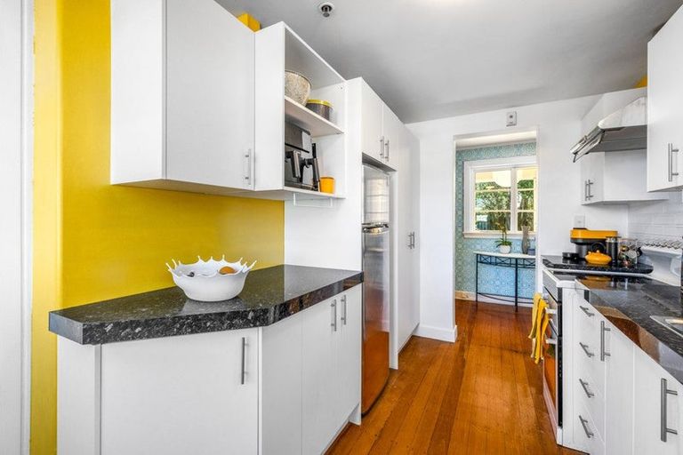 Photo of property in 2/46 Fendalton Road, Fendalton, Christchurch, 8014