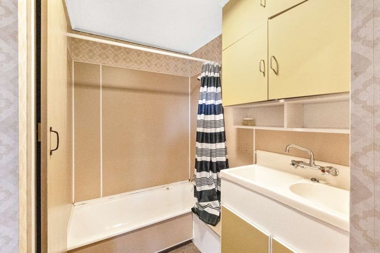 Photo of property in 11 Thomas Street, Gore, 9710