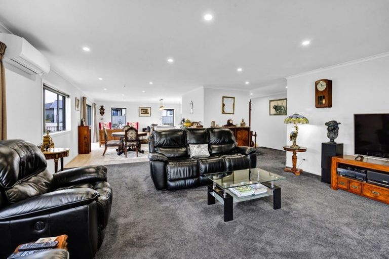 Photo of property in 4 Bianca Crescent, Stratford, 4332