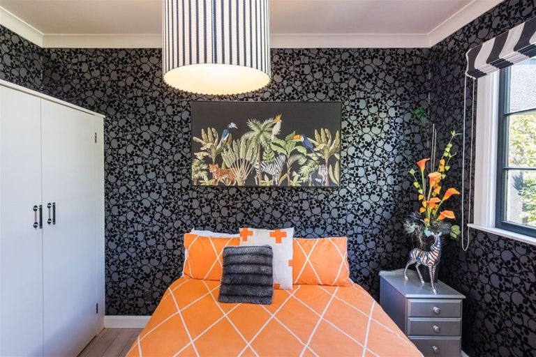 Photo of property in 15 Ake Ake Avenue, Hokowhitu, Palmerston North, 4410