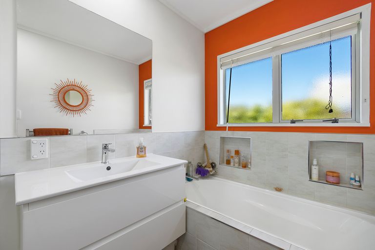 Photo of property in 2 York Place, Matamata, 3400