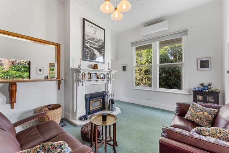 Photo of property in 12 Hurworth Place, College Estate, Whanganui, 4500
