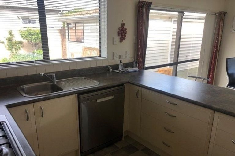 Photo of property in 36b Birdwood Road, Waterloo, Lower Hutt, 5011