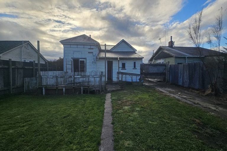 Photo of property in 6 Vera Street, Marton, 4710