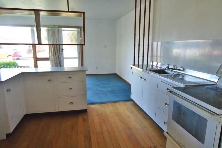 Photo of property in 13 Clyde Road, Upper Riccarton, Christchurch, 8041