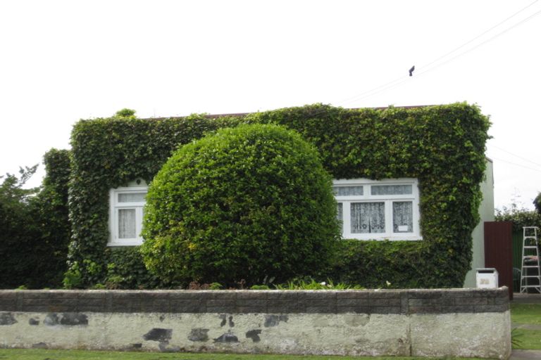 Photo of property in 32 Polson Street, Castlecliff, Whanganui, 4501