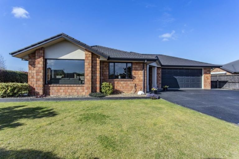 Photo of property in 35 Belmont Avenue, Rangiora, 7400
