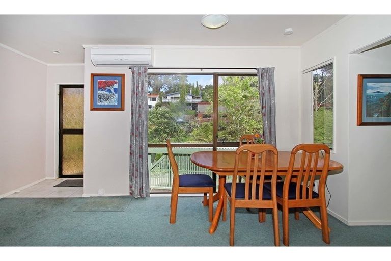 Photo of property in 2/1 Flavia Close, Torbay, Auckland, 0630