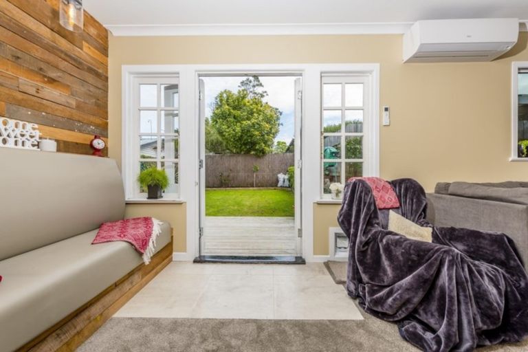Photo of property in 7 Mcleod Street, Helensville, 0800