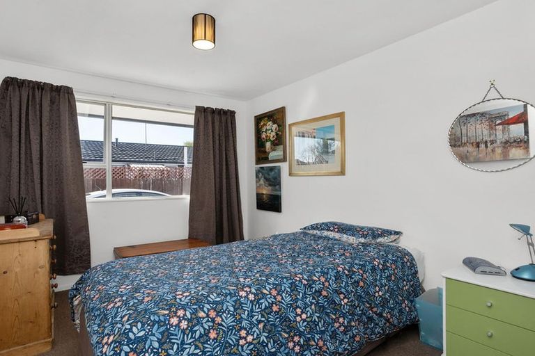 Photo of property in 8 Ashwood Street, Parklands, Christchurch, 8083