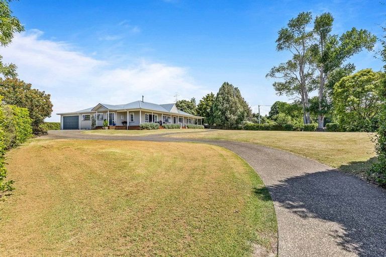 Photo of property in 31c Koraha Road, Kumeu, 0892