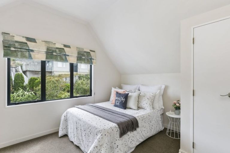 Photo of property in 47 Waverton Terrace, Churton Park, Wellington, 6037