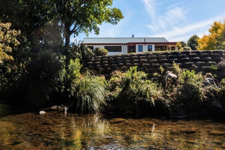 Photo of property in 1760 Mountain Road, Inglewood, 4386
