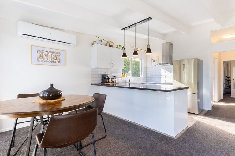 Photo of property in 99a Ruahine Street, Paraparaumu, 5032