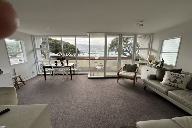 Photo of property in 130u1 Oriental Parade, Oriental Bay, Wellington, 6011