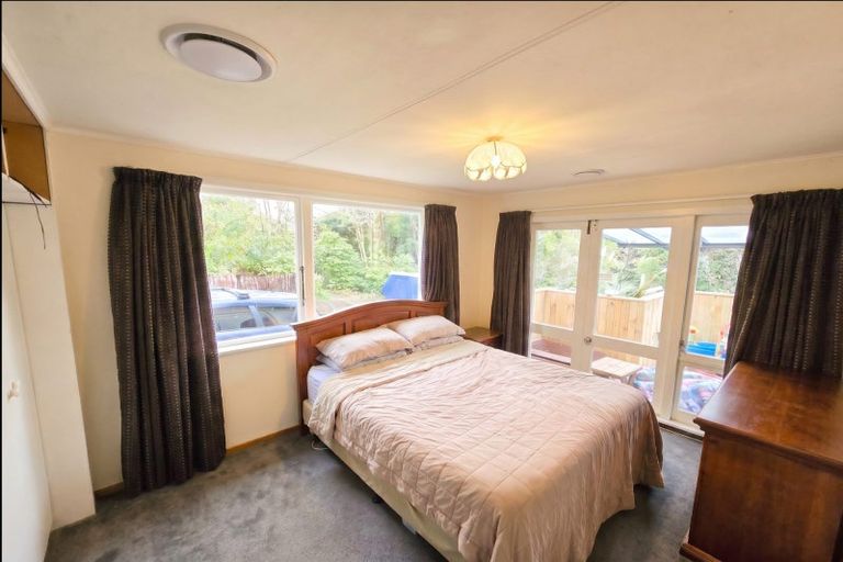 Photo of property in 73 Valley Road, Paraparaumu, 5032