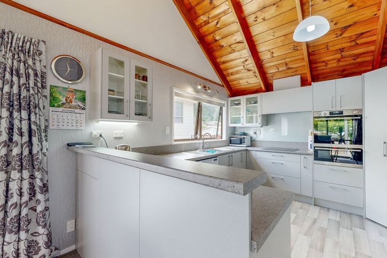 Photo of property in 7 West Crescent, Te Puru, Thames, 3575