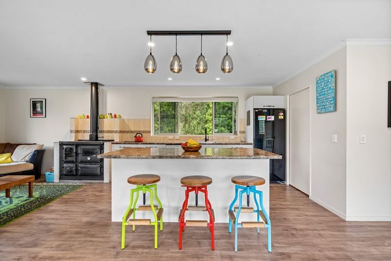 Photo of property in 6 Tavinor Road, Otaika, Whangarei, 0170