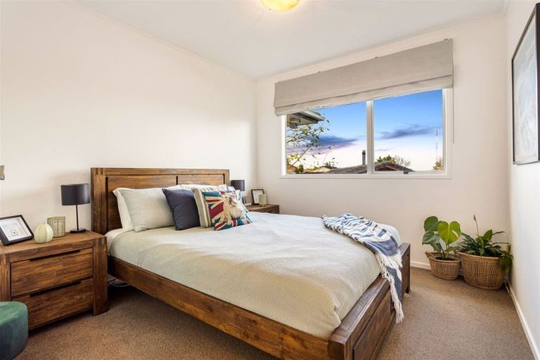Photo of property in 58 Hartley Terrace, Massey, Auckland, 0614