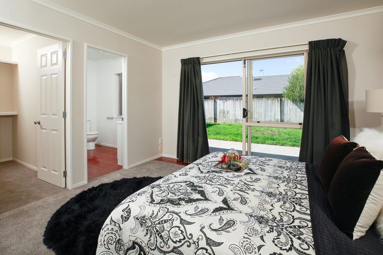 Photo of property in 4 Holford Place, Huntington, Hamilton, 3210