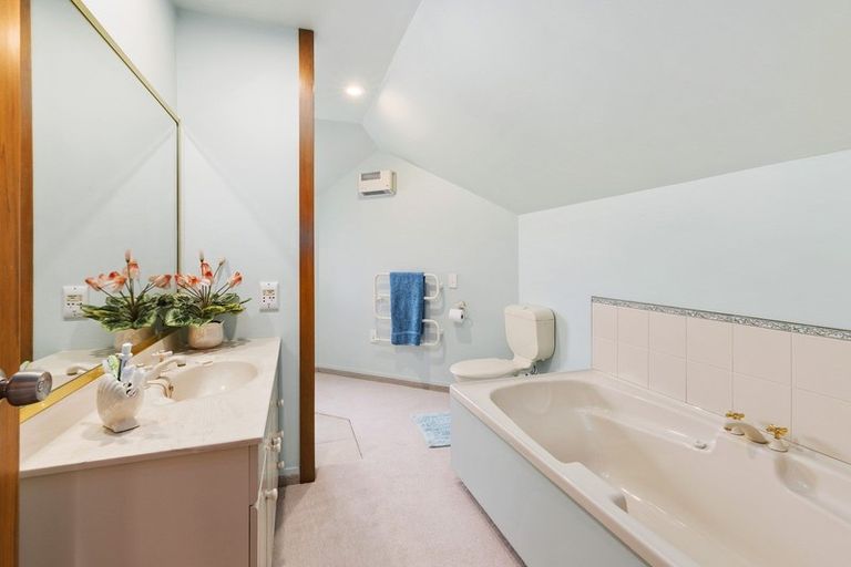 Photo of property in 5 Margaret Street, Wadestown, Wellington, 6012