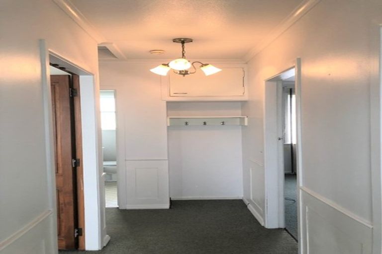 Photo of property in 1 Trafalgar Street, Levin, 5510