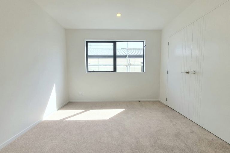 Photo of property in 55 Kea Road, Silverdale, 0932