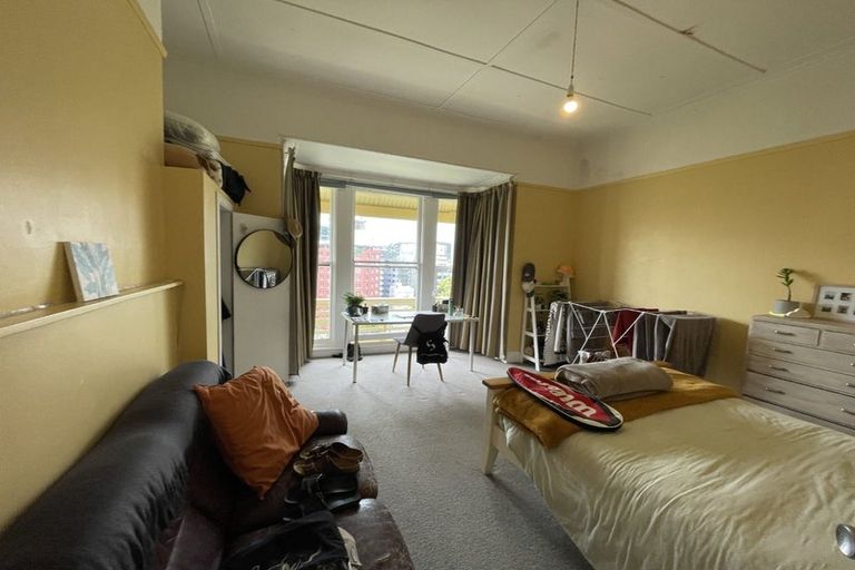 Photo of property in 1/18 Clifton Terrace, Kelburn, Wellington, 6012