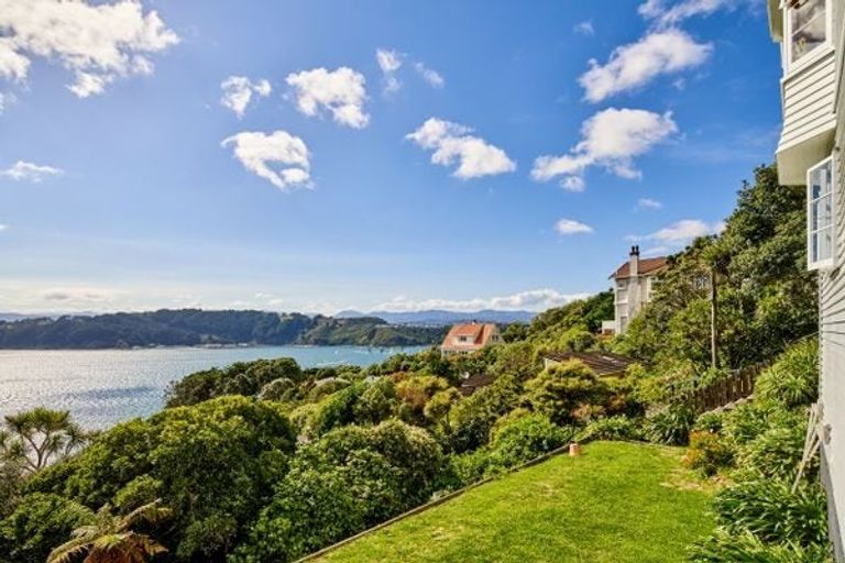 Photo of property in 93b Grafton Road, Roseneath, Wellington, 6011