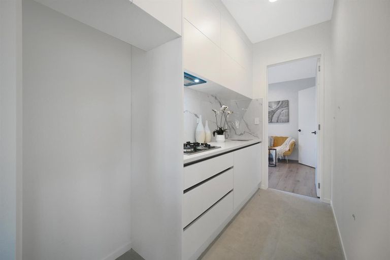 Photo of property in 30 Cloonlyon Drive, Flat Bush, Auckland, 2019